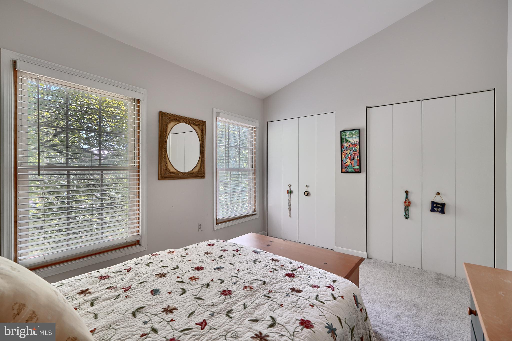 1206 S STREEPER STREET