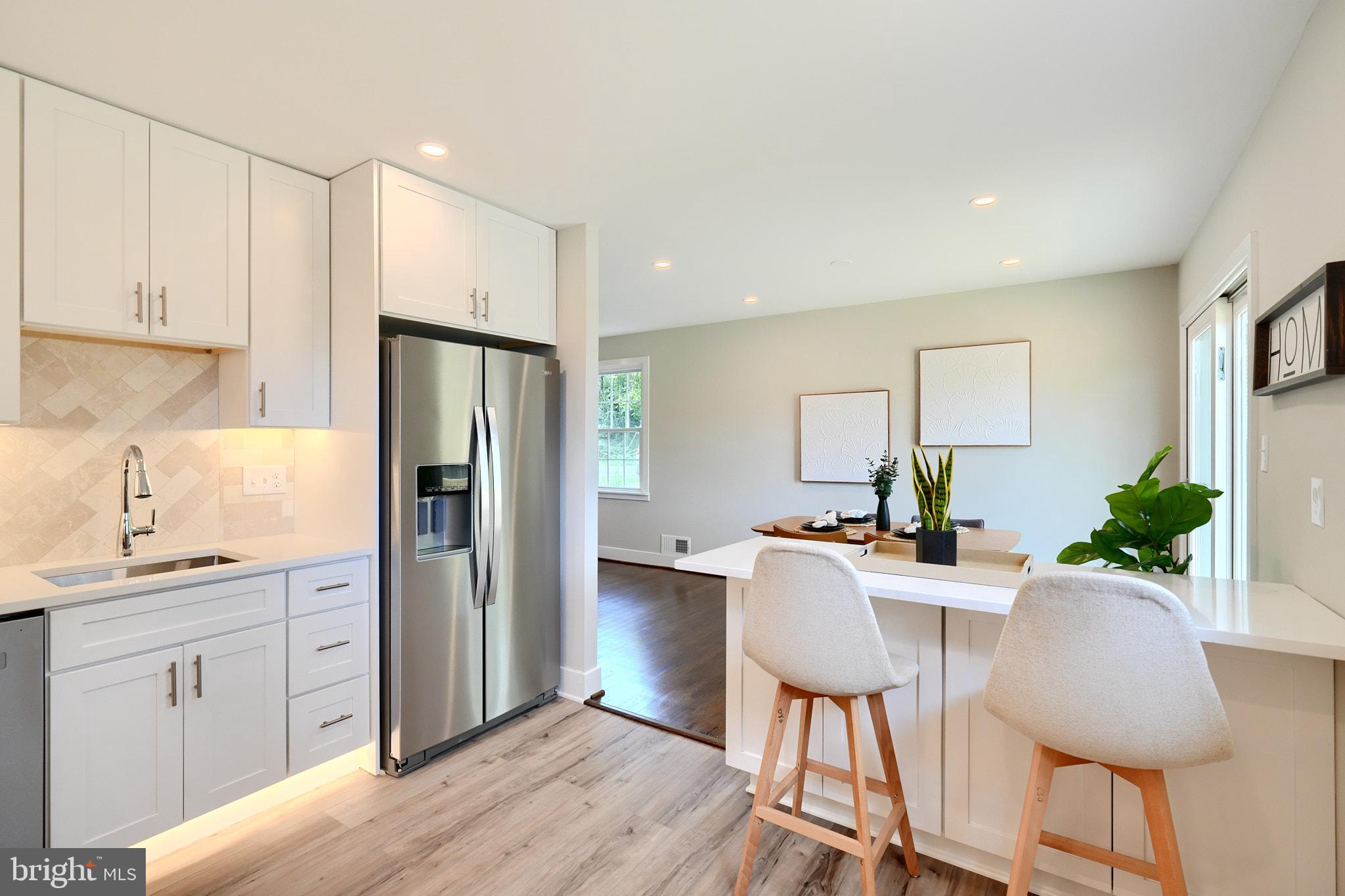 1004 DONINGTON CIRCLE