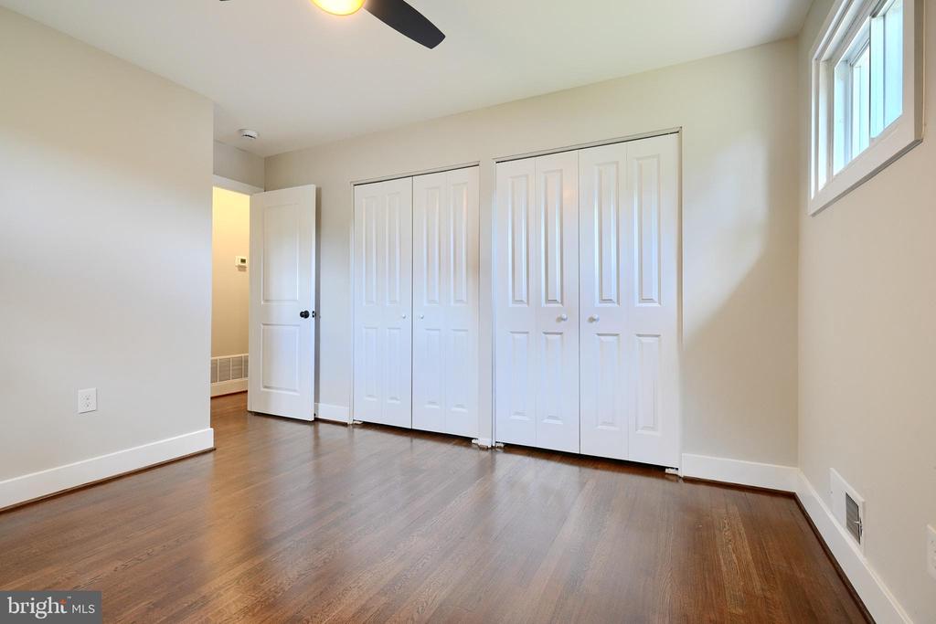 1004 DONINGTON CIRCLE