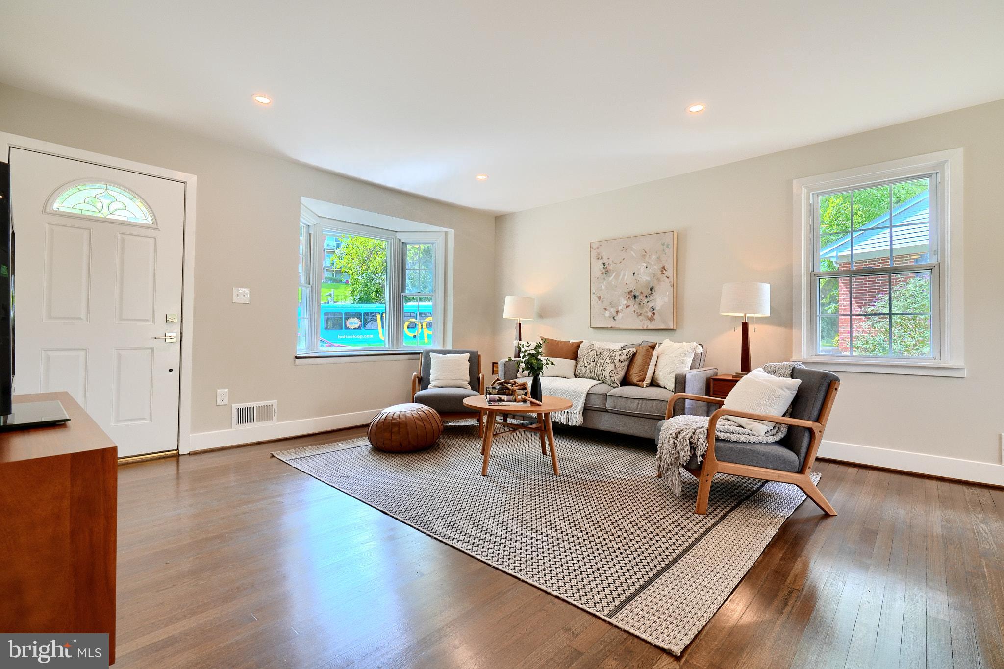 1004 DONINGTON CIRCLE