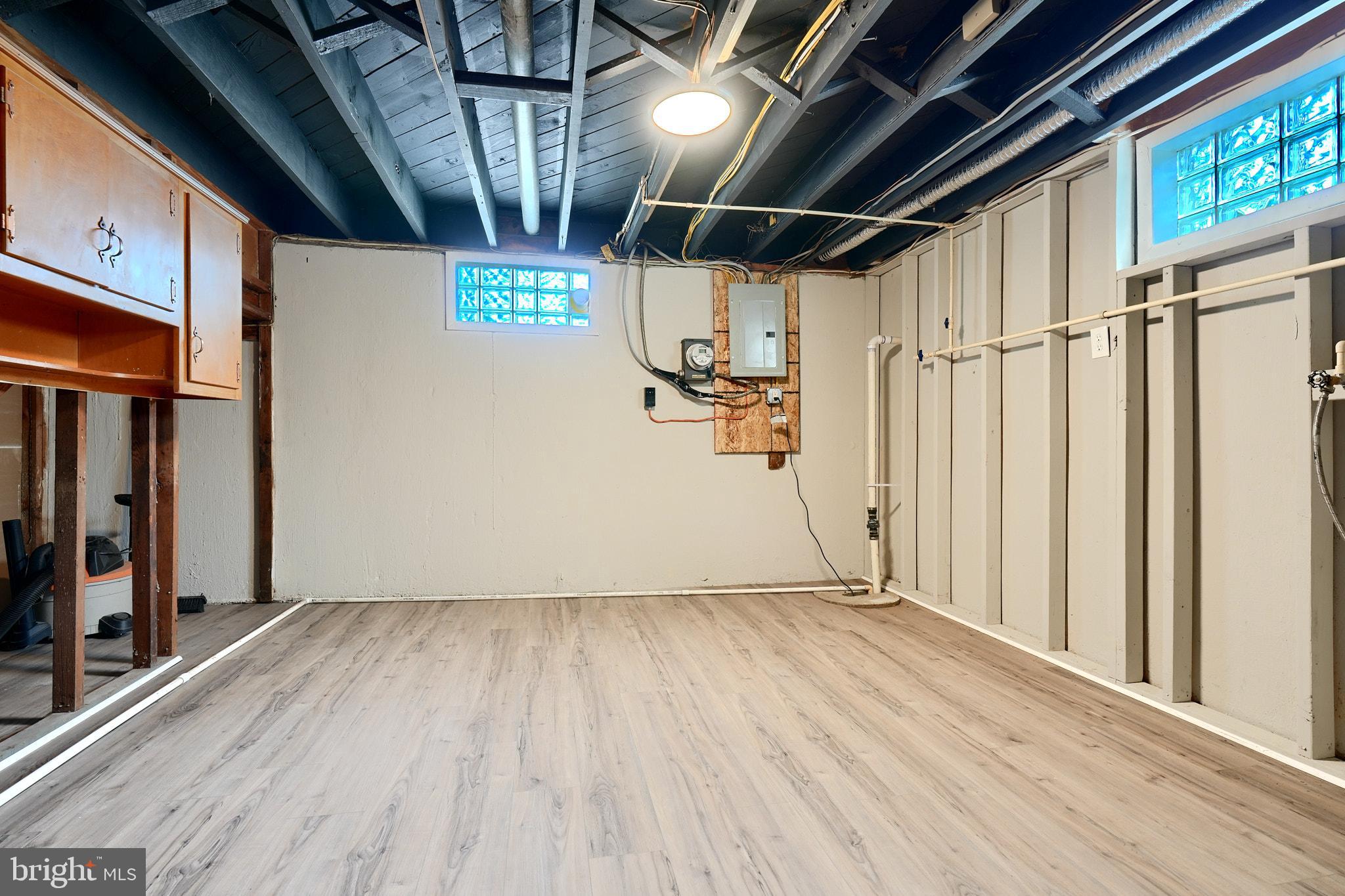 1004 DONINGTON CIRCLE