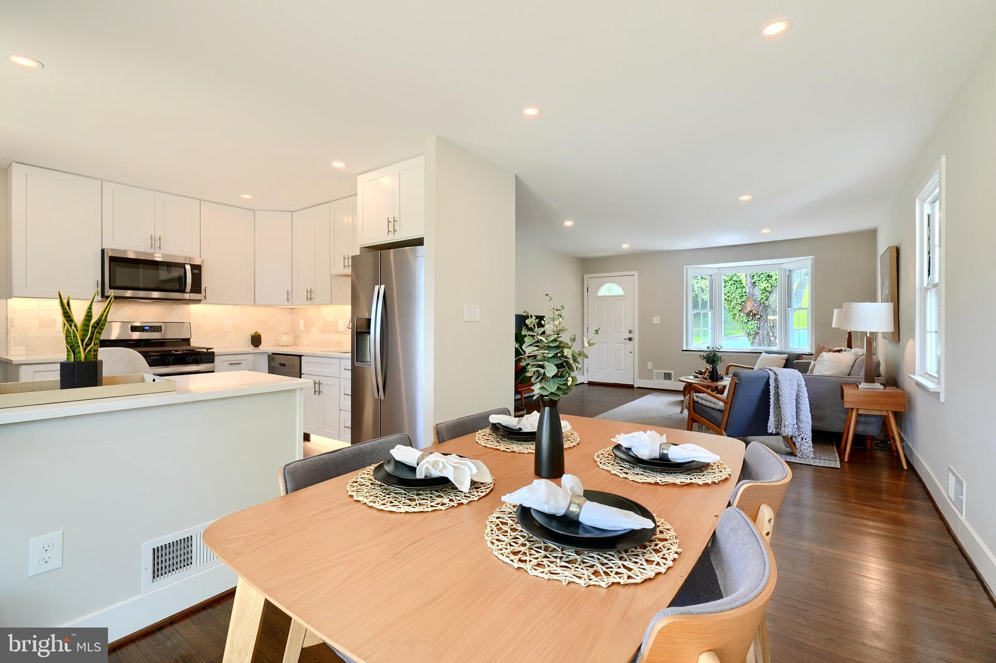 1004 DONINGTON CIRCLE