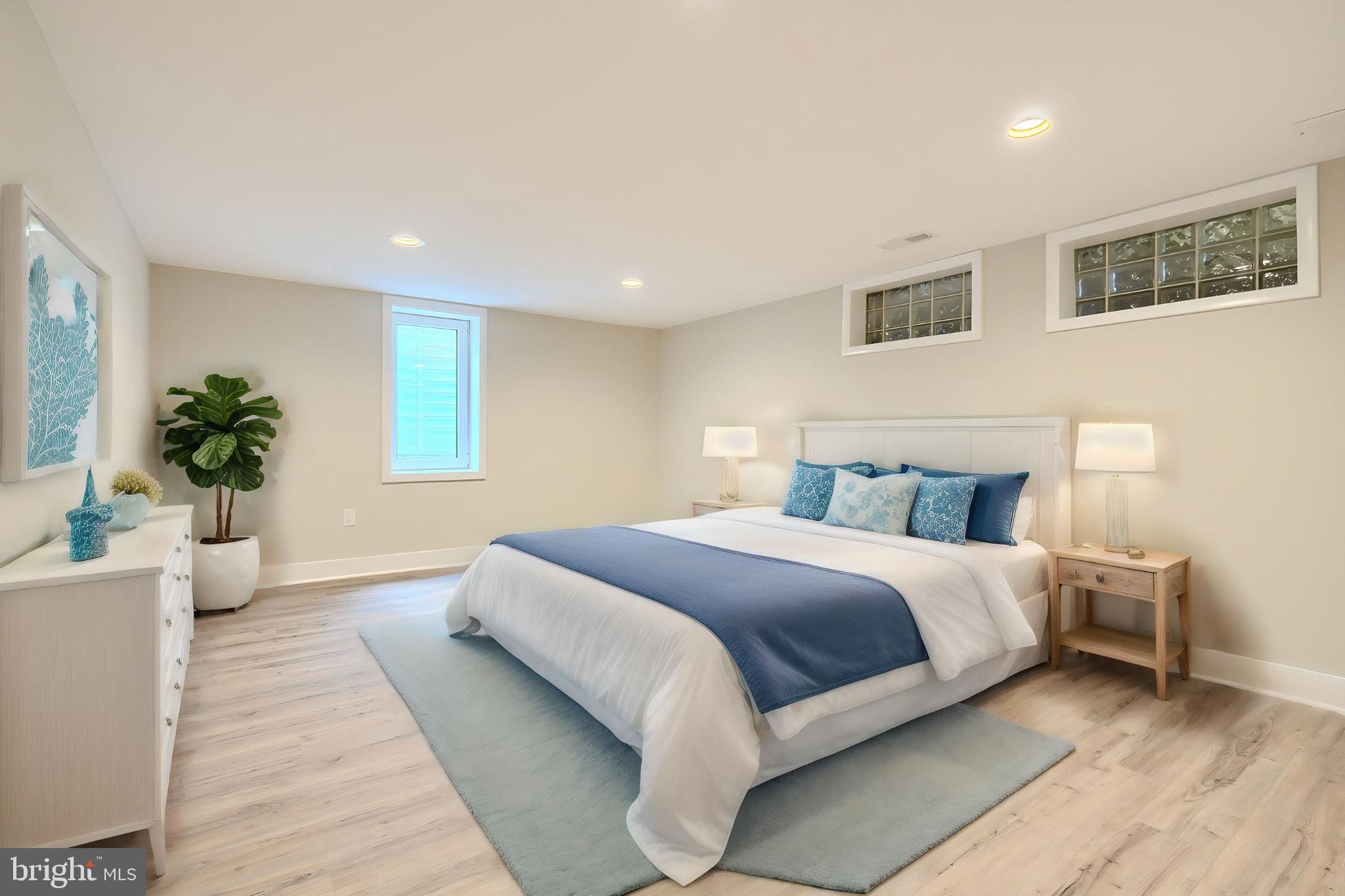 1004 DONINGTON CIRCLE