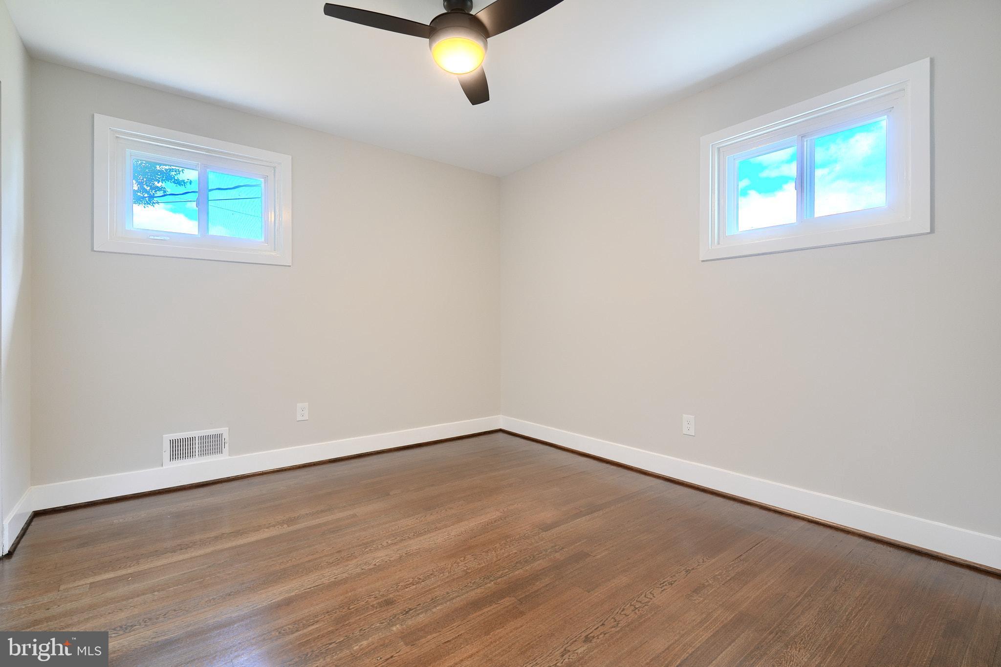 1004 DONINGTON CIRCLE