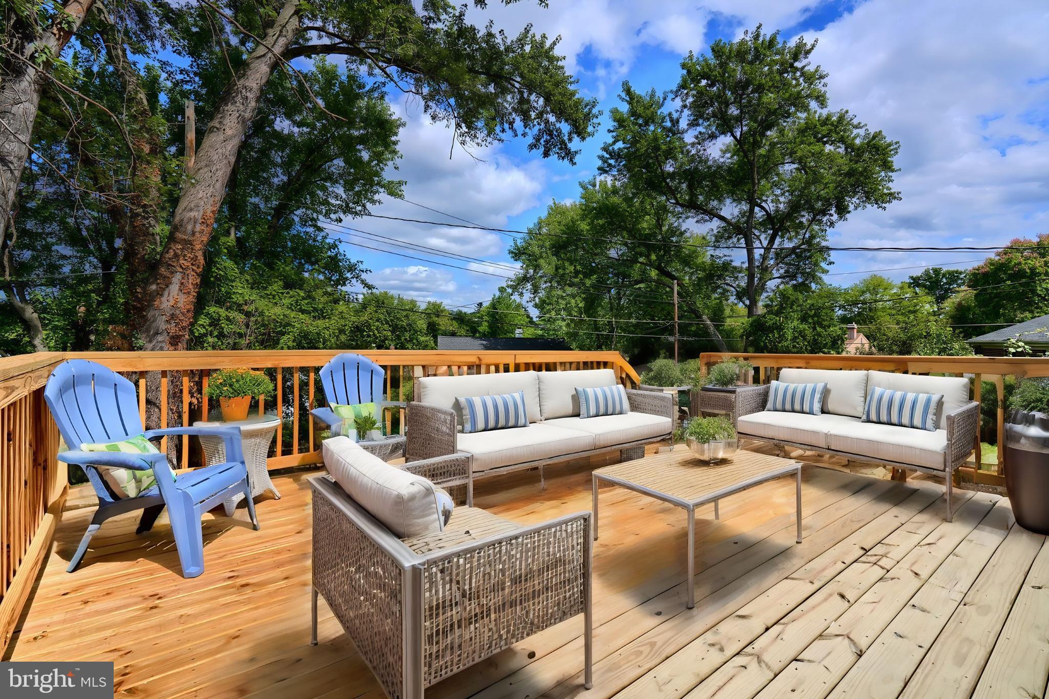 1004 DONINGTON CIRCLE