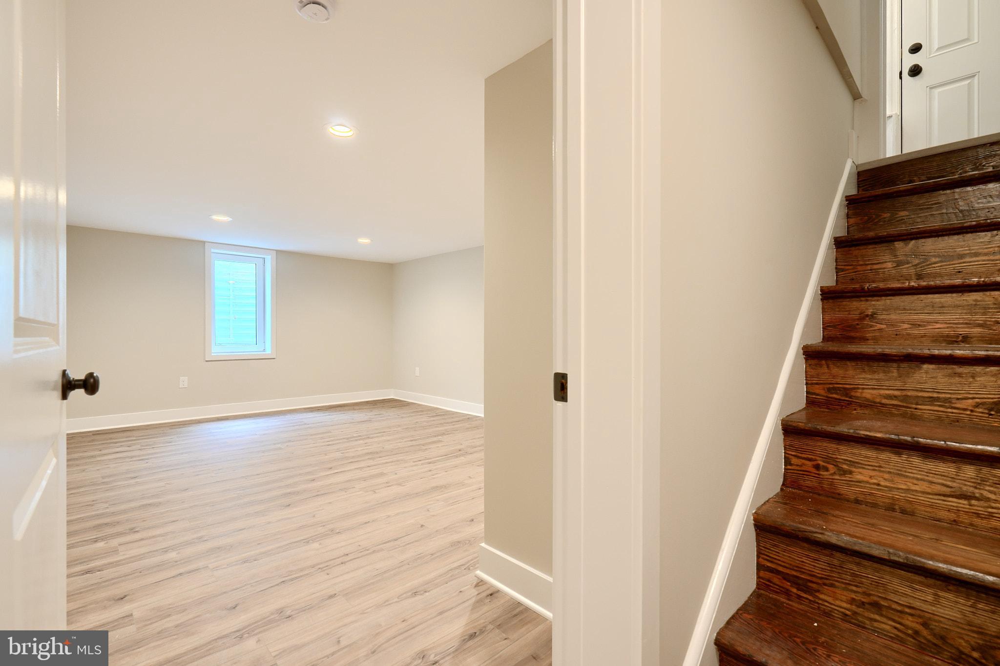 1004 DONINGTON CIRCLE