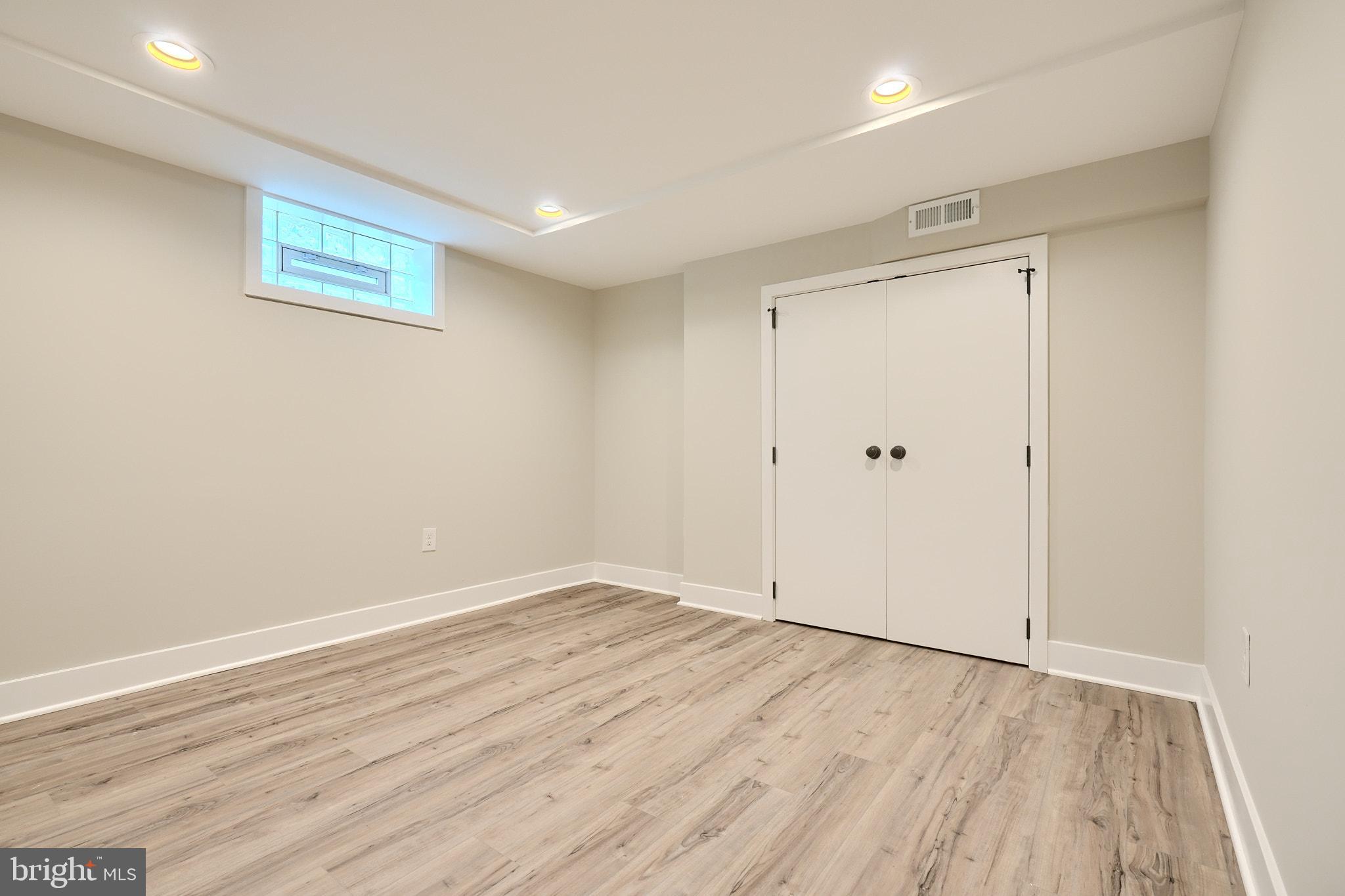 1004 DONINGTON CIRCLE