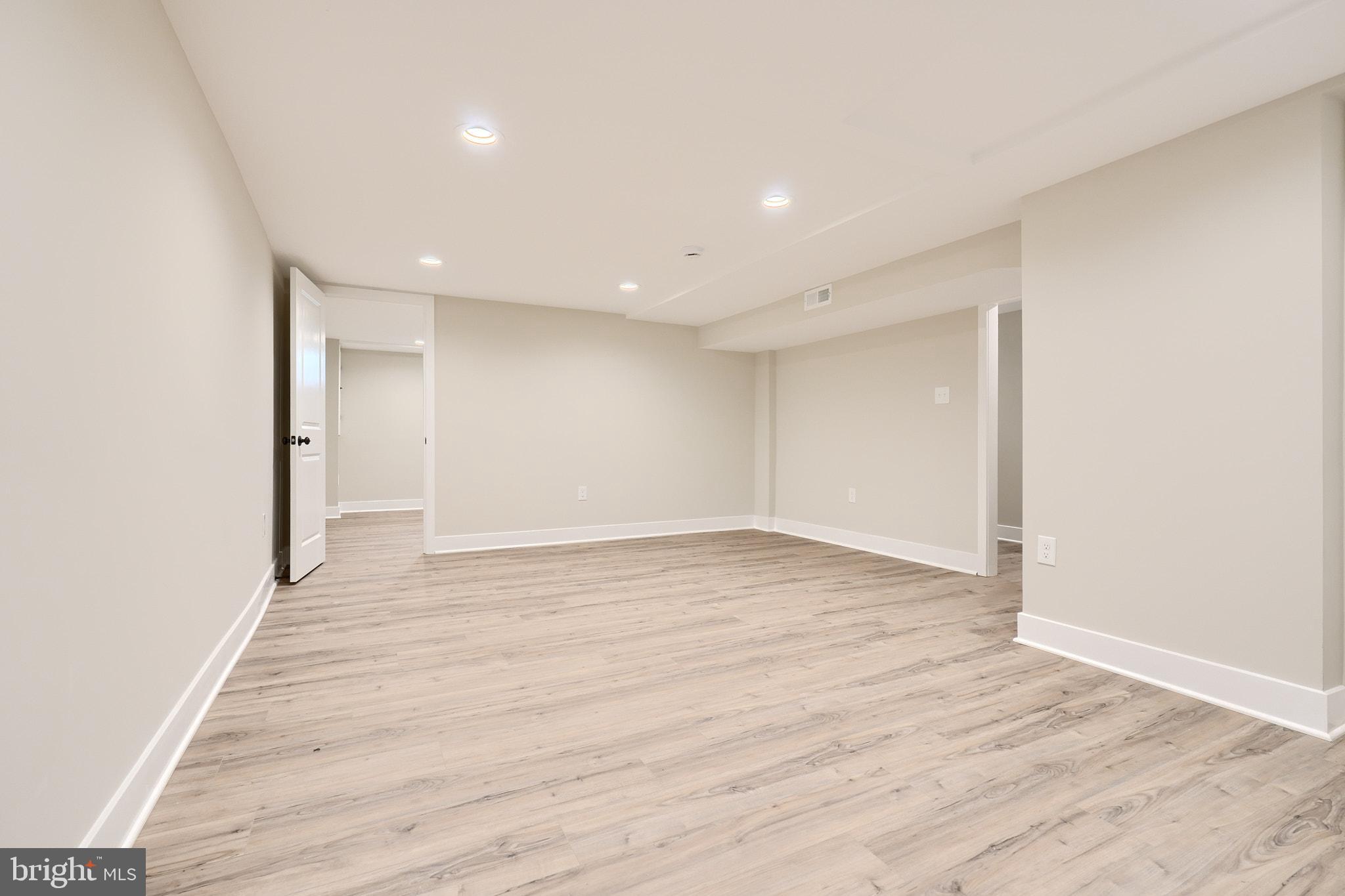 1004 DONINGTON CIRCLE