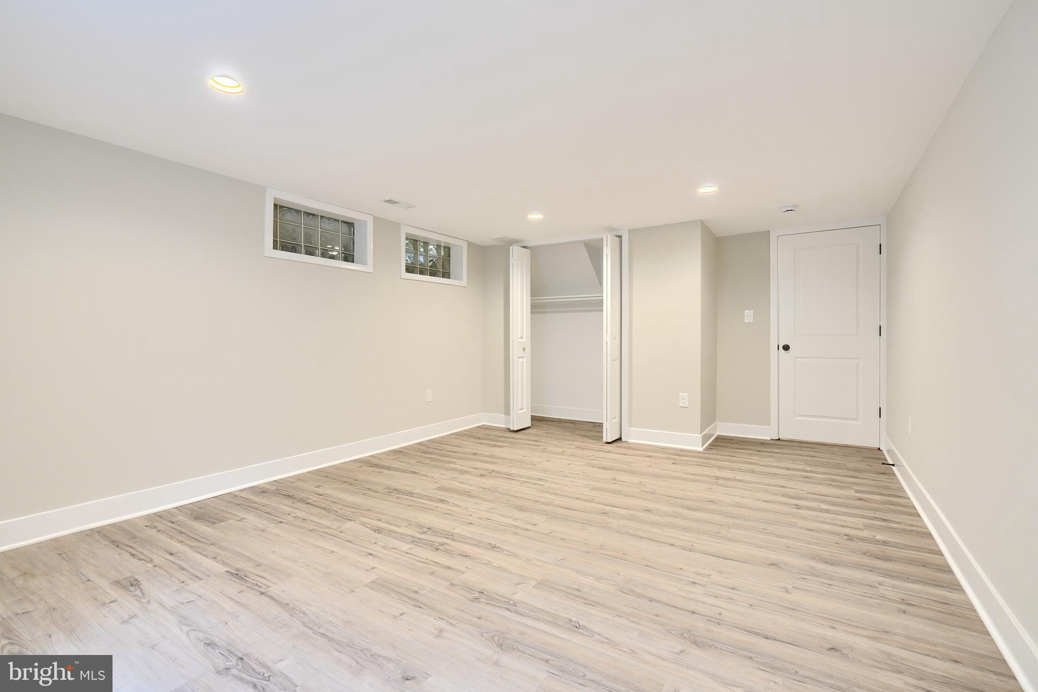 1004 DONINGTON CIRCLE