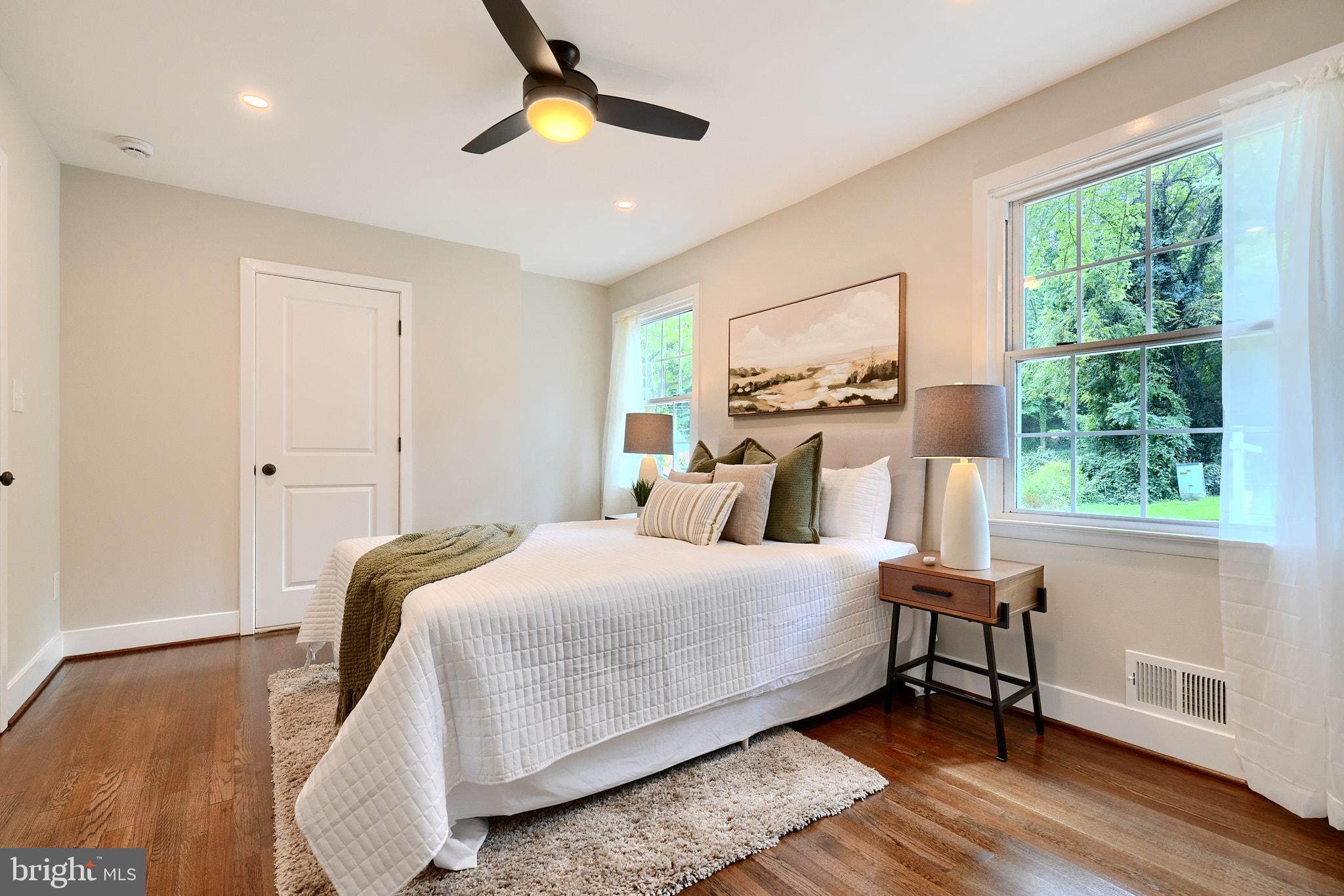 1004 DONINGTON CIRCLE