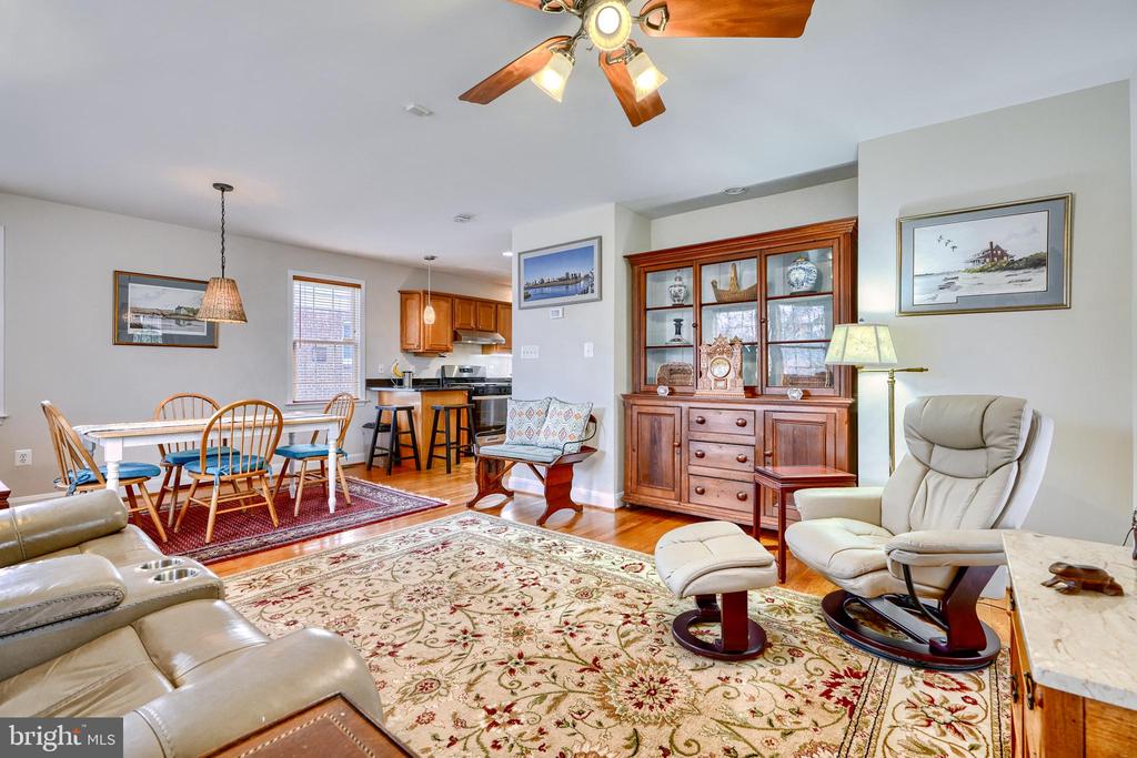 581 WOODBINE AVENUE