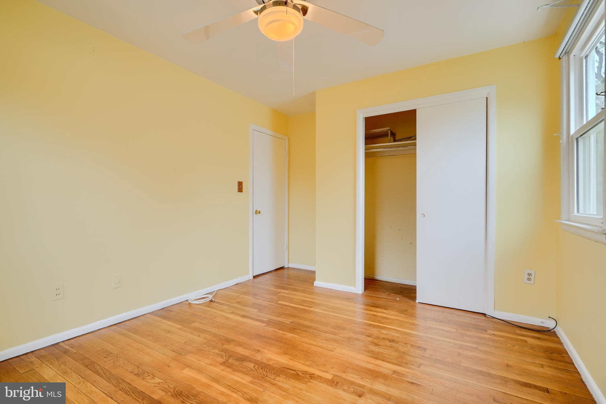 1005 KENILWORTH DRIVE