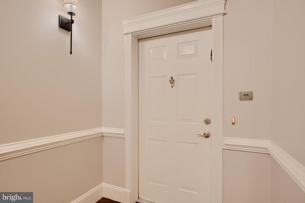 2800 STONE CLIFF DRIVE 410