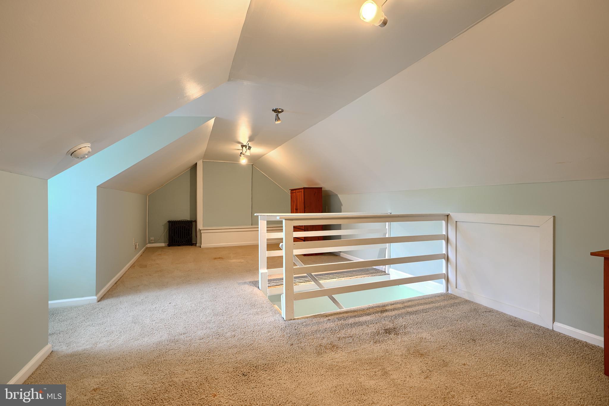 405 W CHESAPEAKE AVENUE