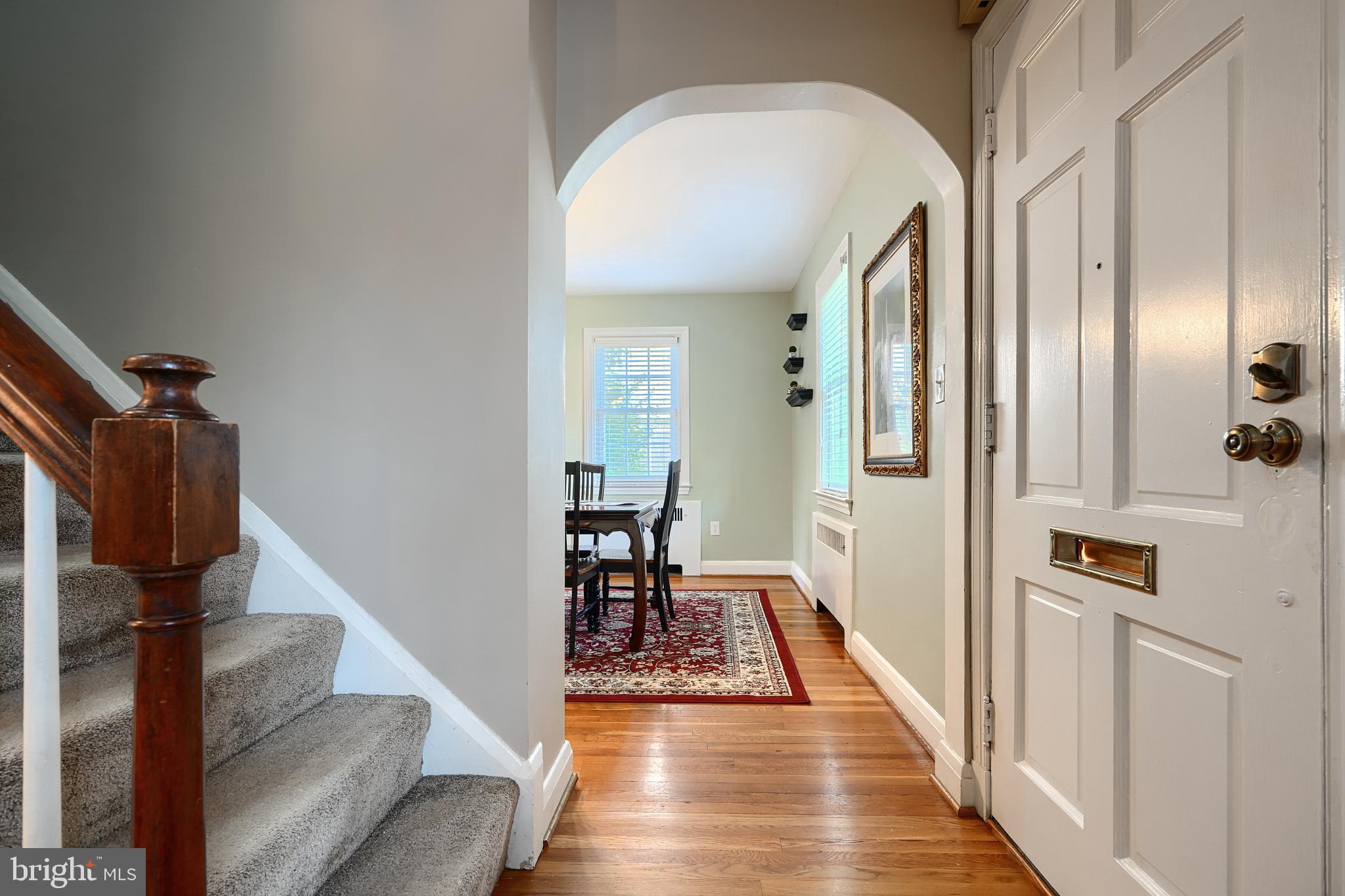 405 W CHESAPEAKE AVENUE