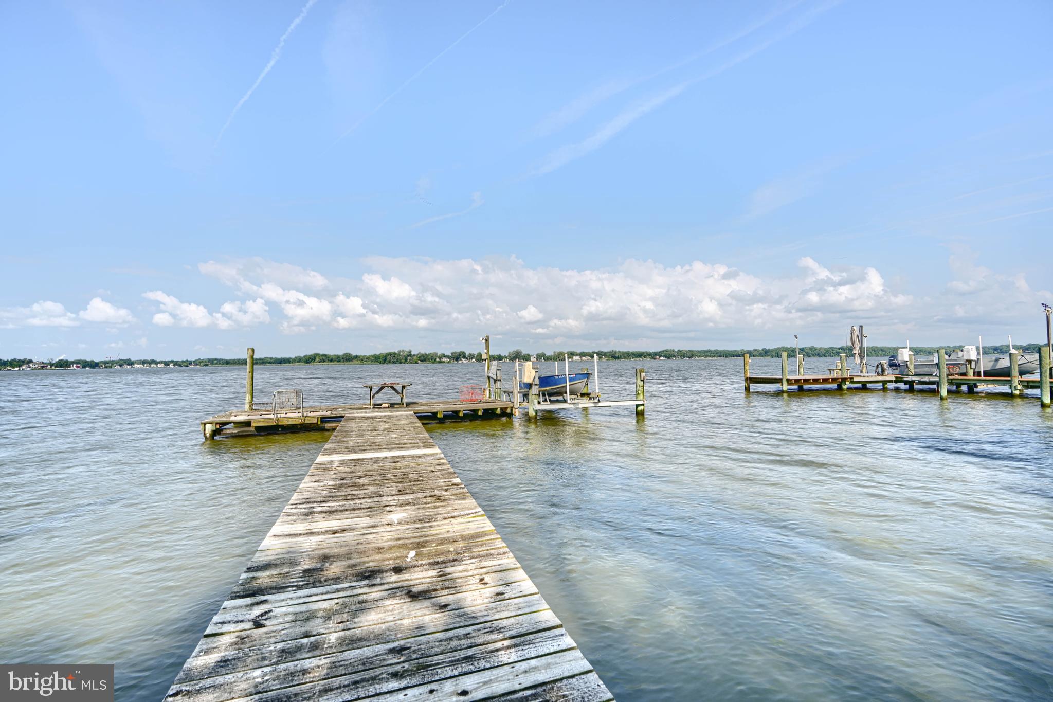 1830 BEECHWOOD AVENUE