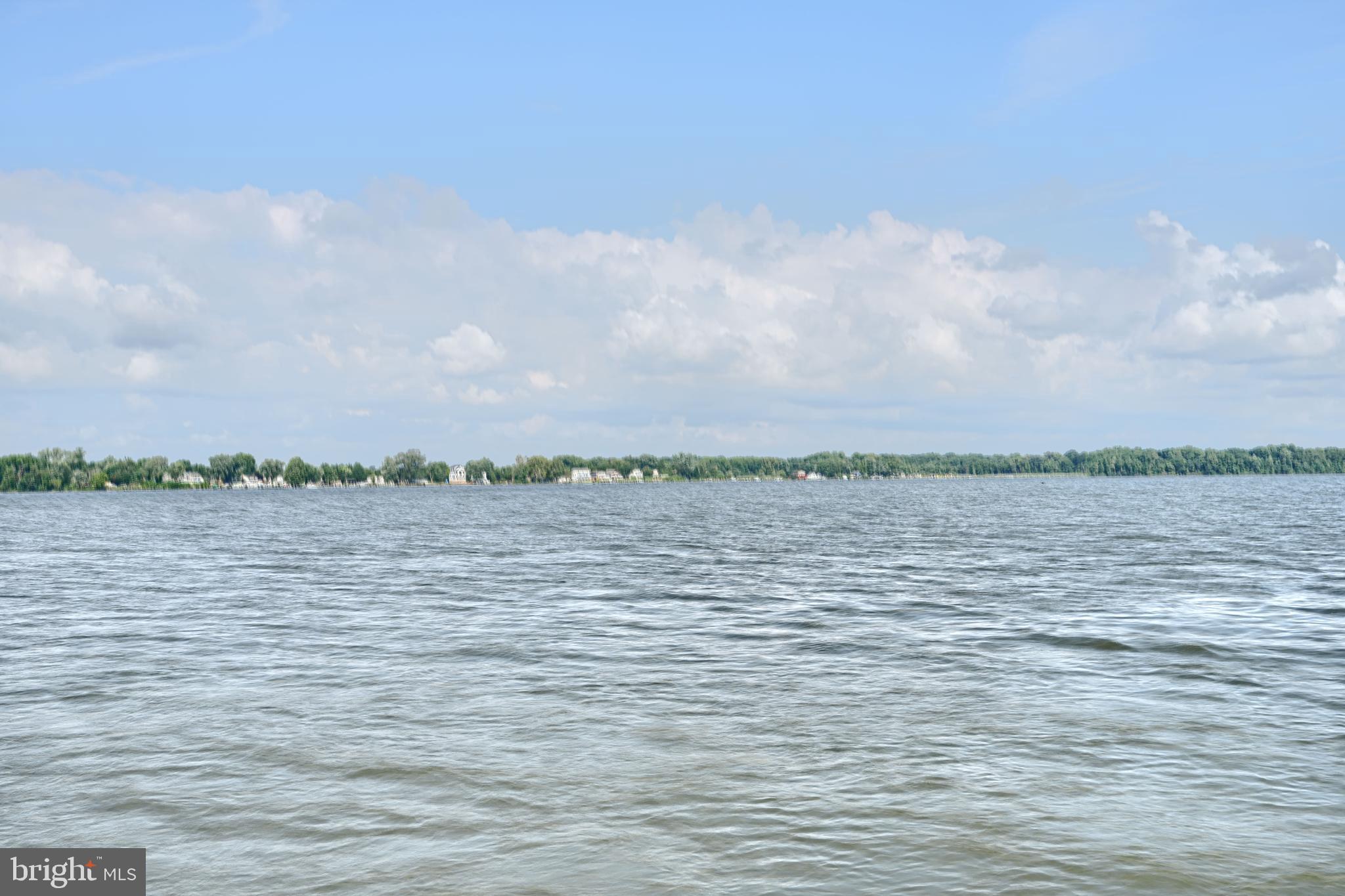 1830 BEECHWOOD AVENUE