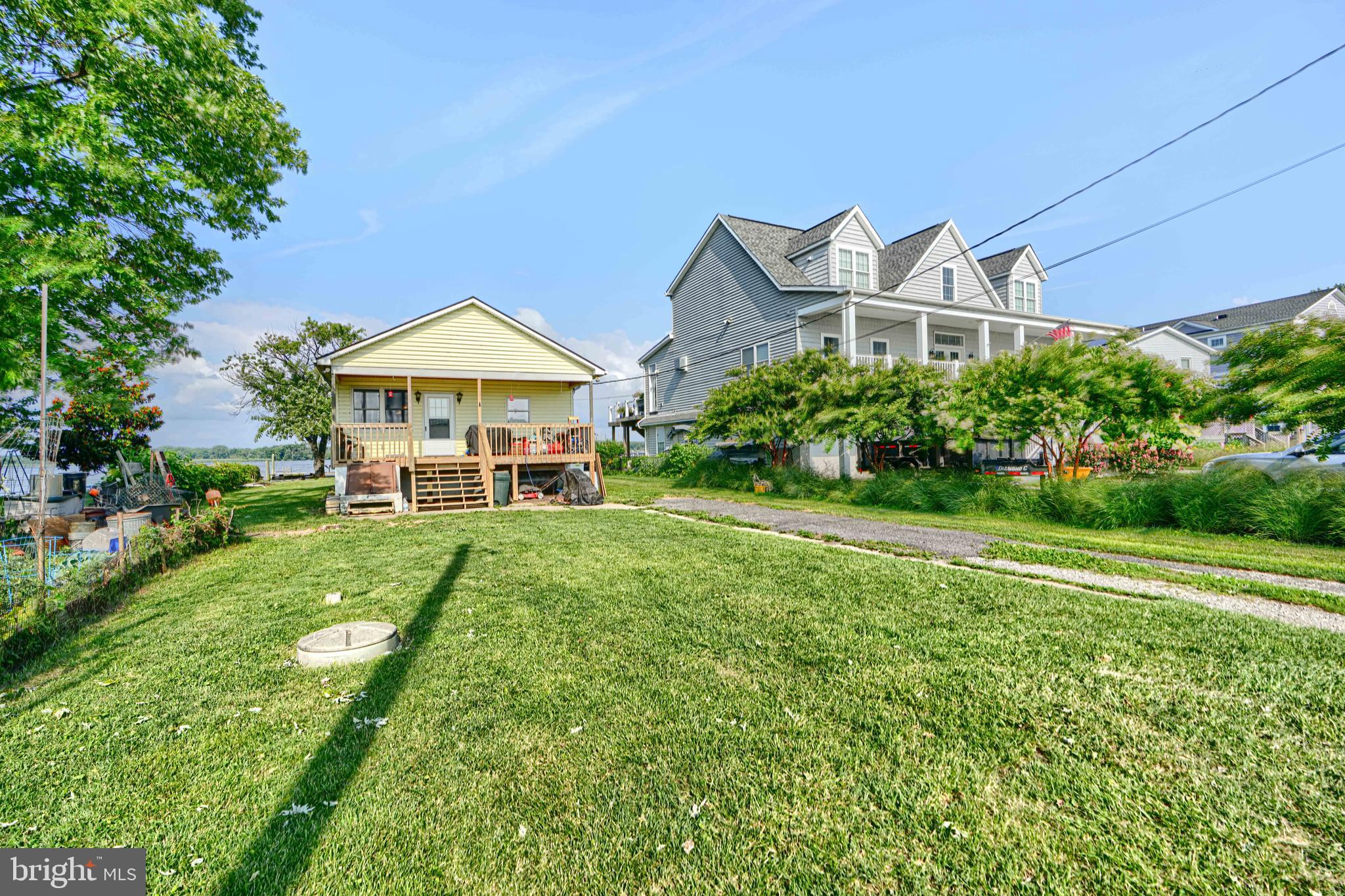 1830 BEECHWOOD AVENUE