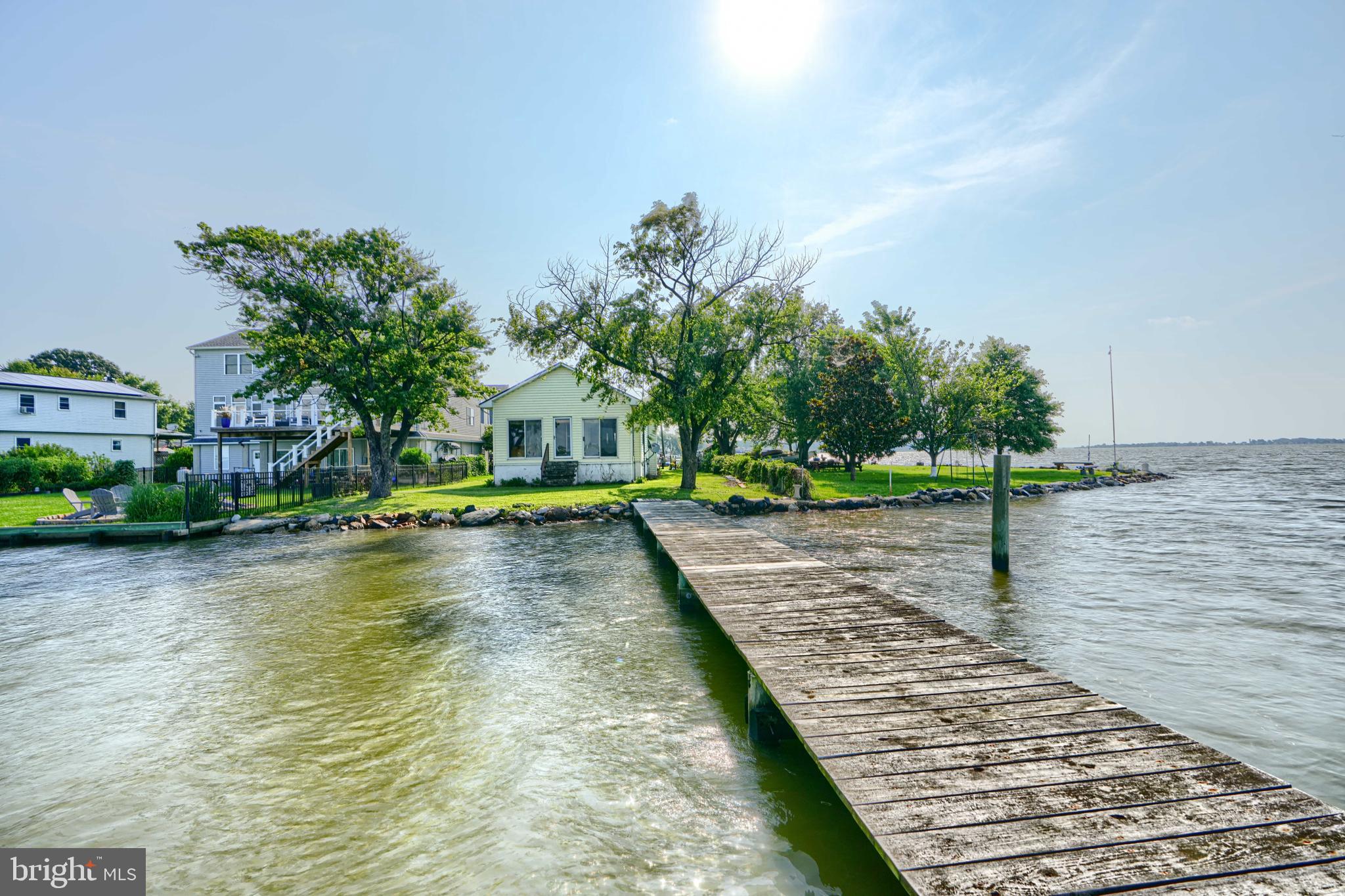 1830 BEECHWOOD AVENUE