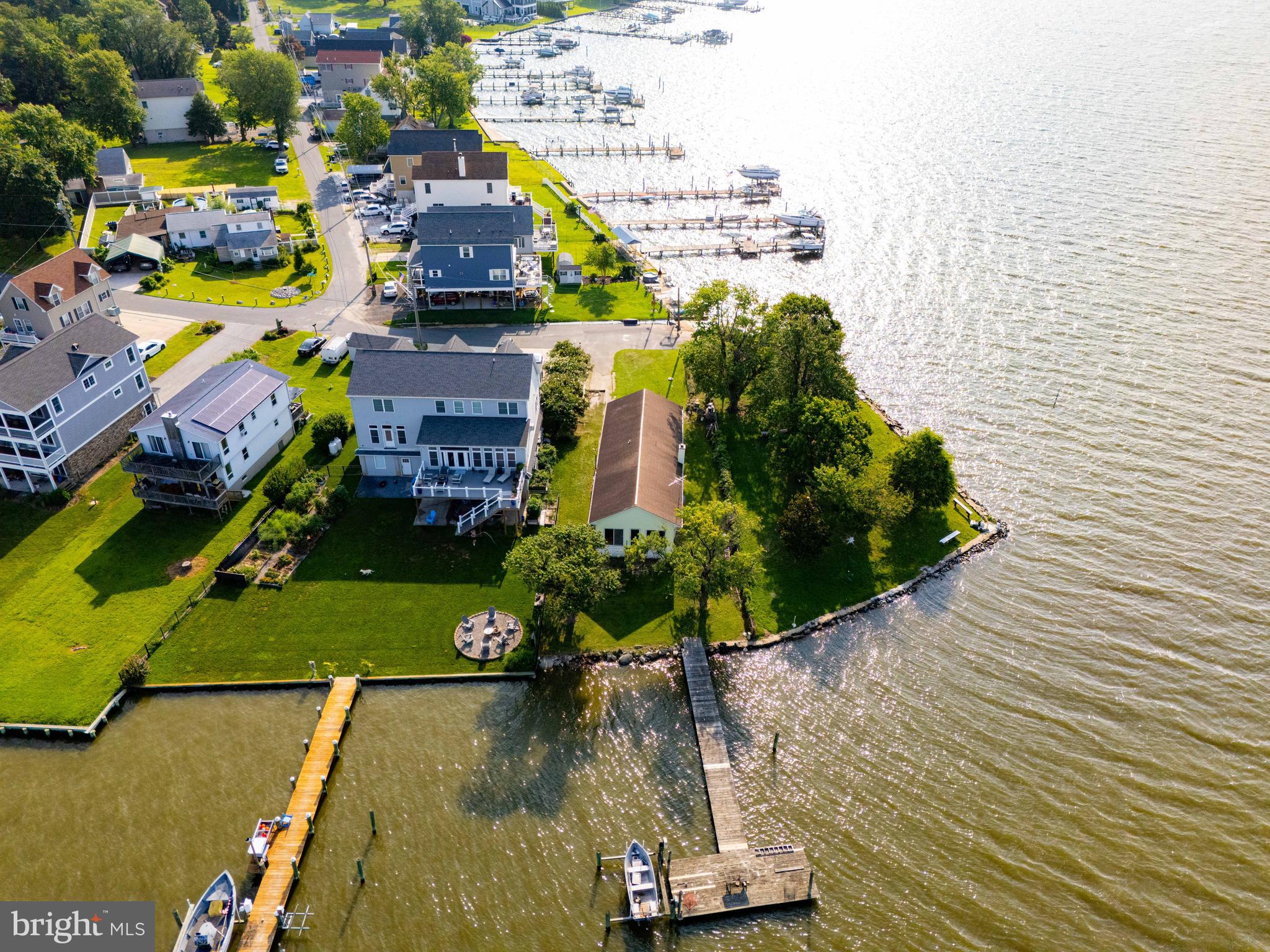 1830 BEECHWOOD AVENUE