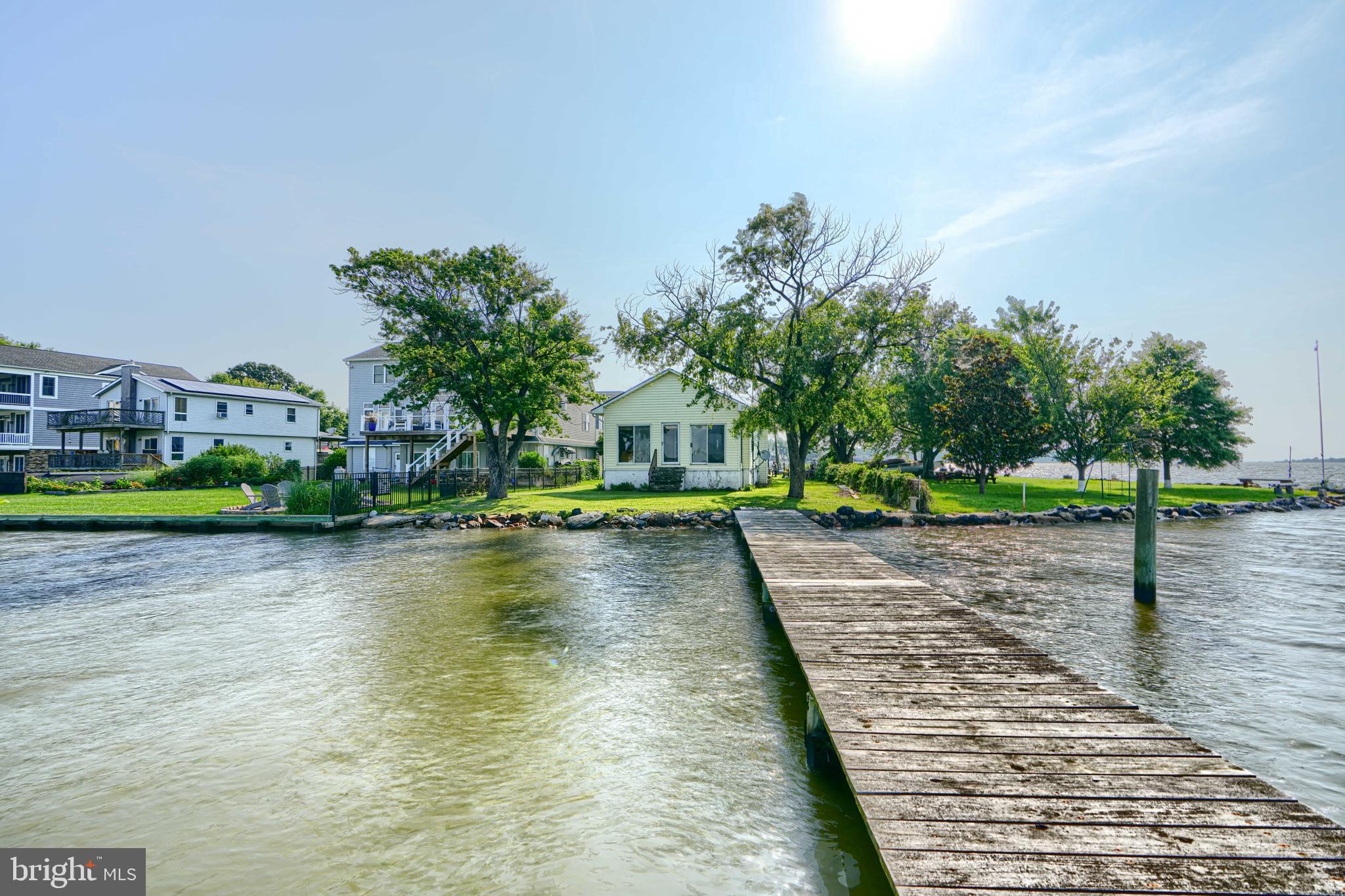 1830 BEECHWOOD AVENUE