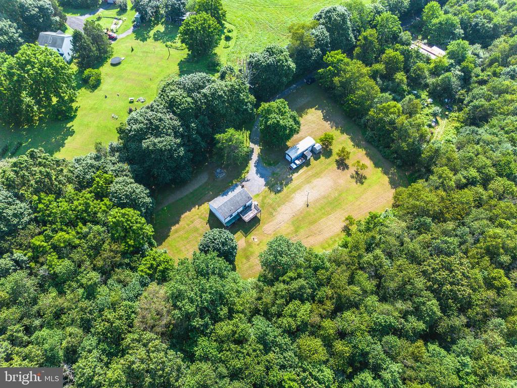 20542 GREEN ROAD