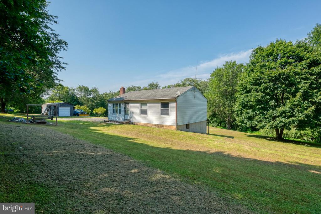 20542 GREEN ROAD