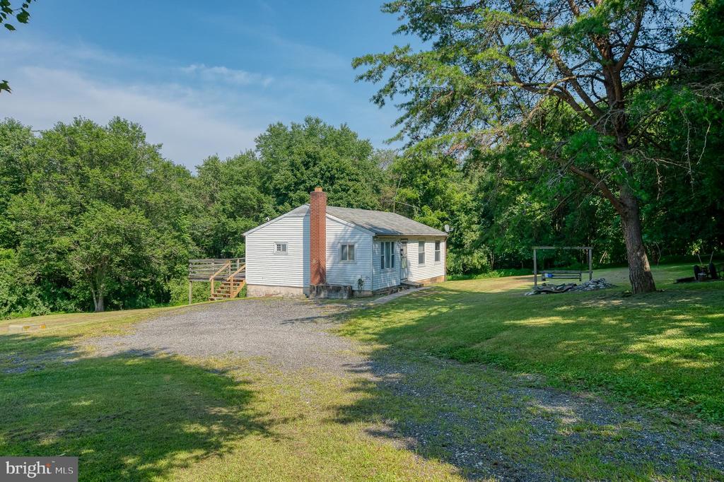 20542 GREEN ROAD