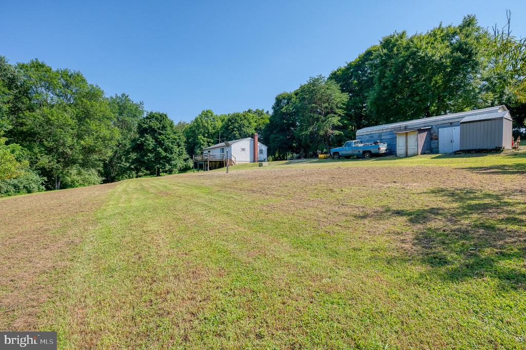 20542 GREEN ROAD