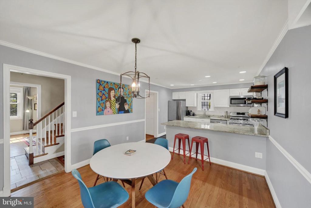 402 DIXIE DRIVE