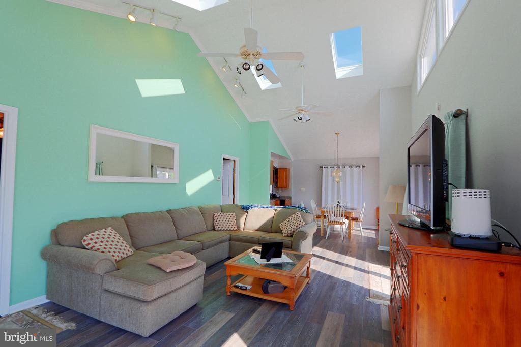 343 ST GEORGES