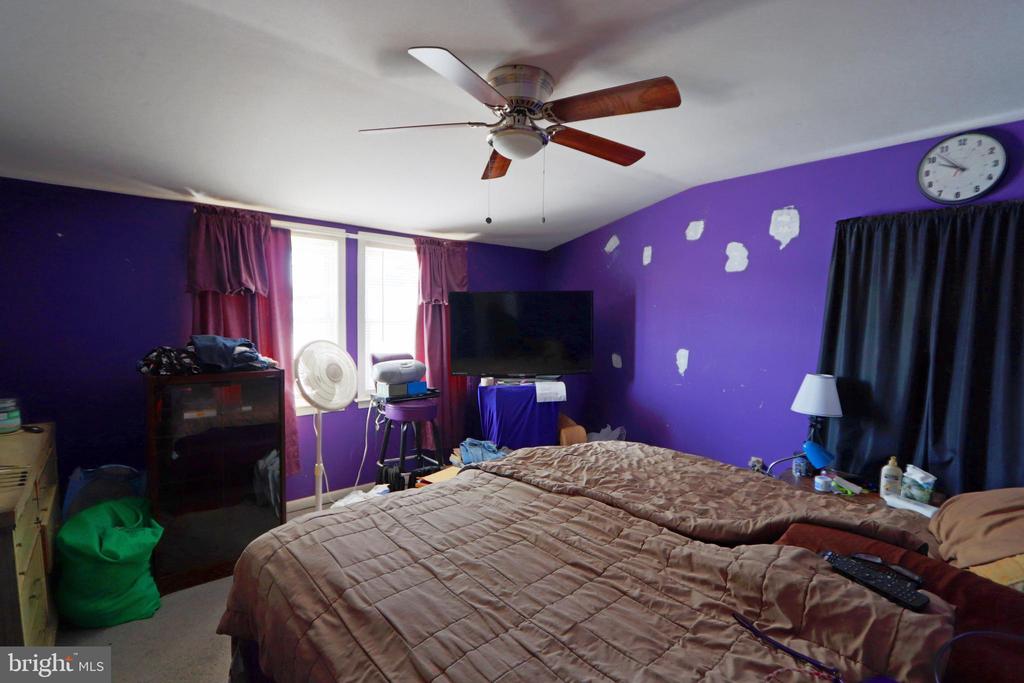 343 ST GEORGES