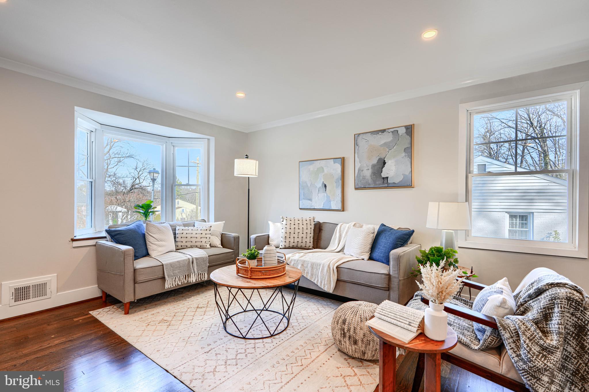 1005 DONINGTON CIRCLE