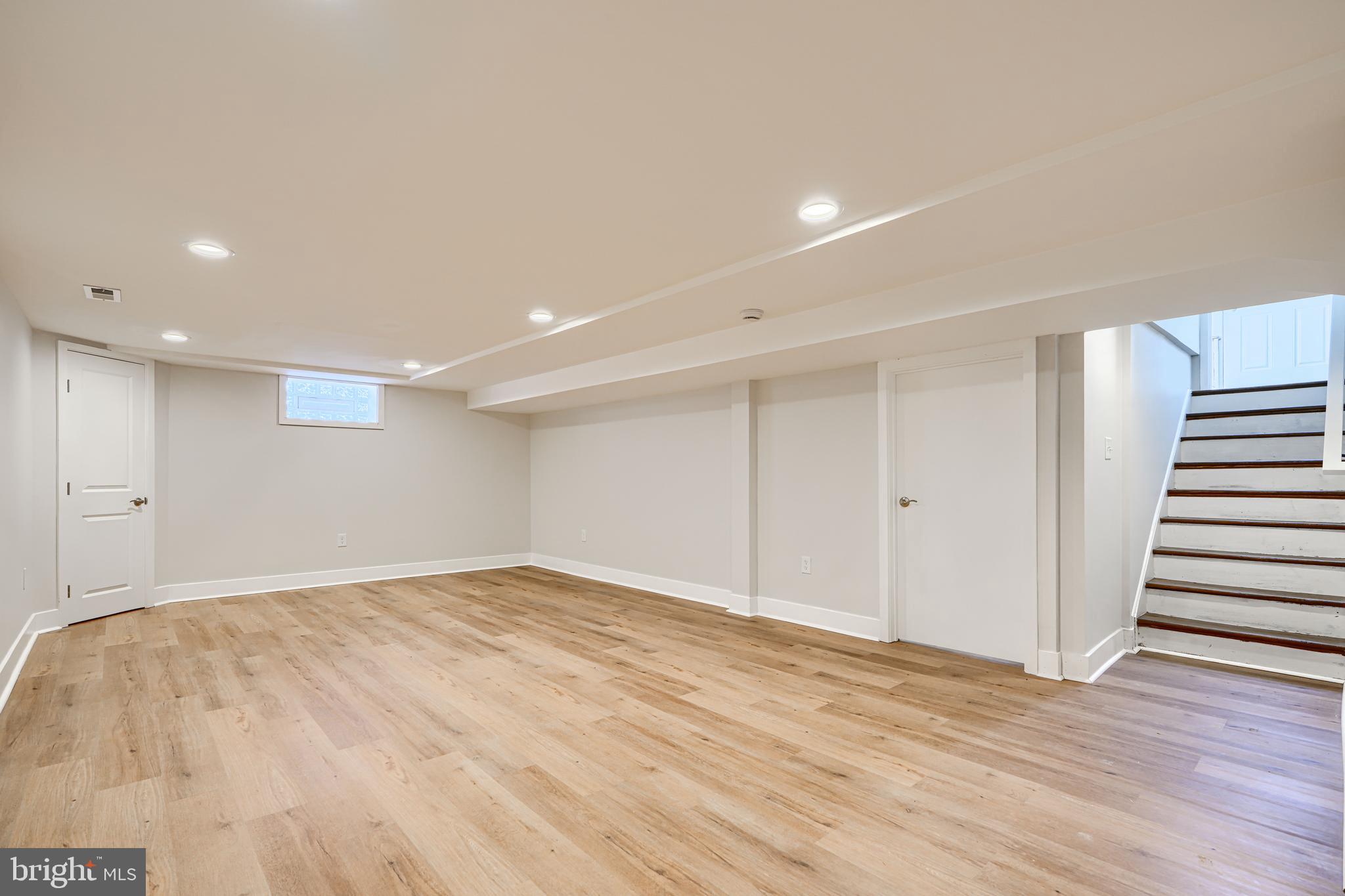 1005 DONINGTON CIRCLE