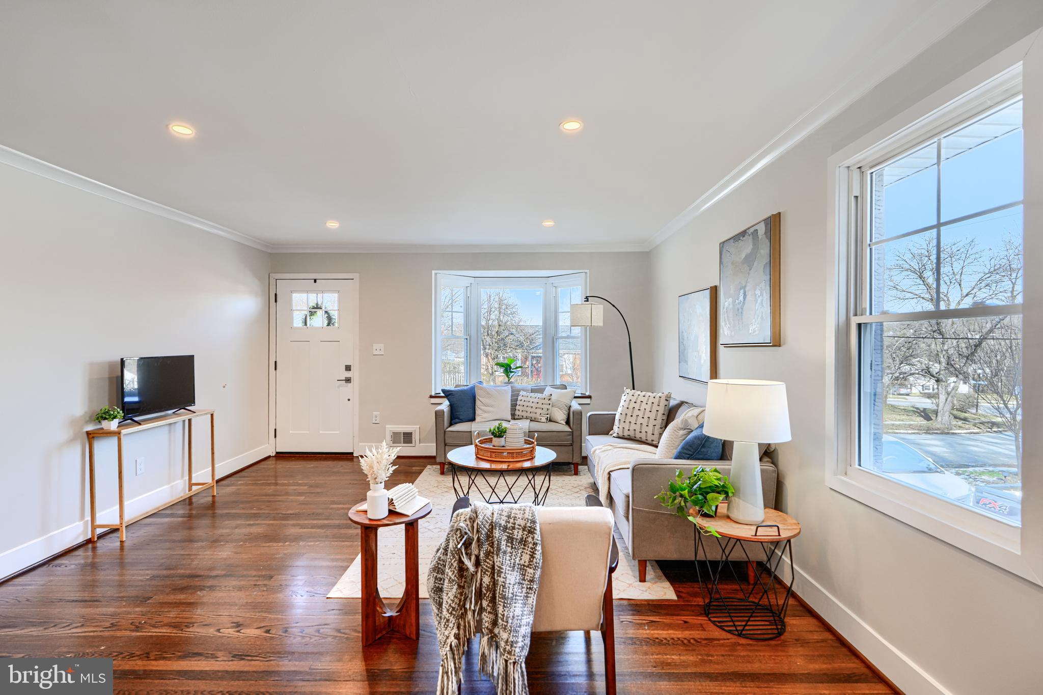 1005 DONINGTON CIRCLE