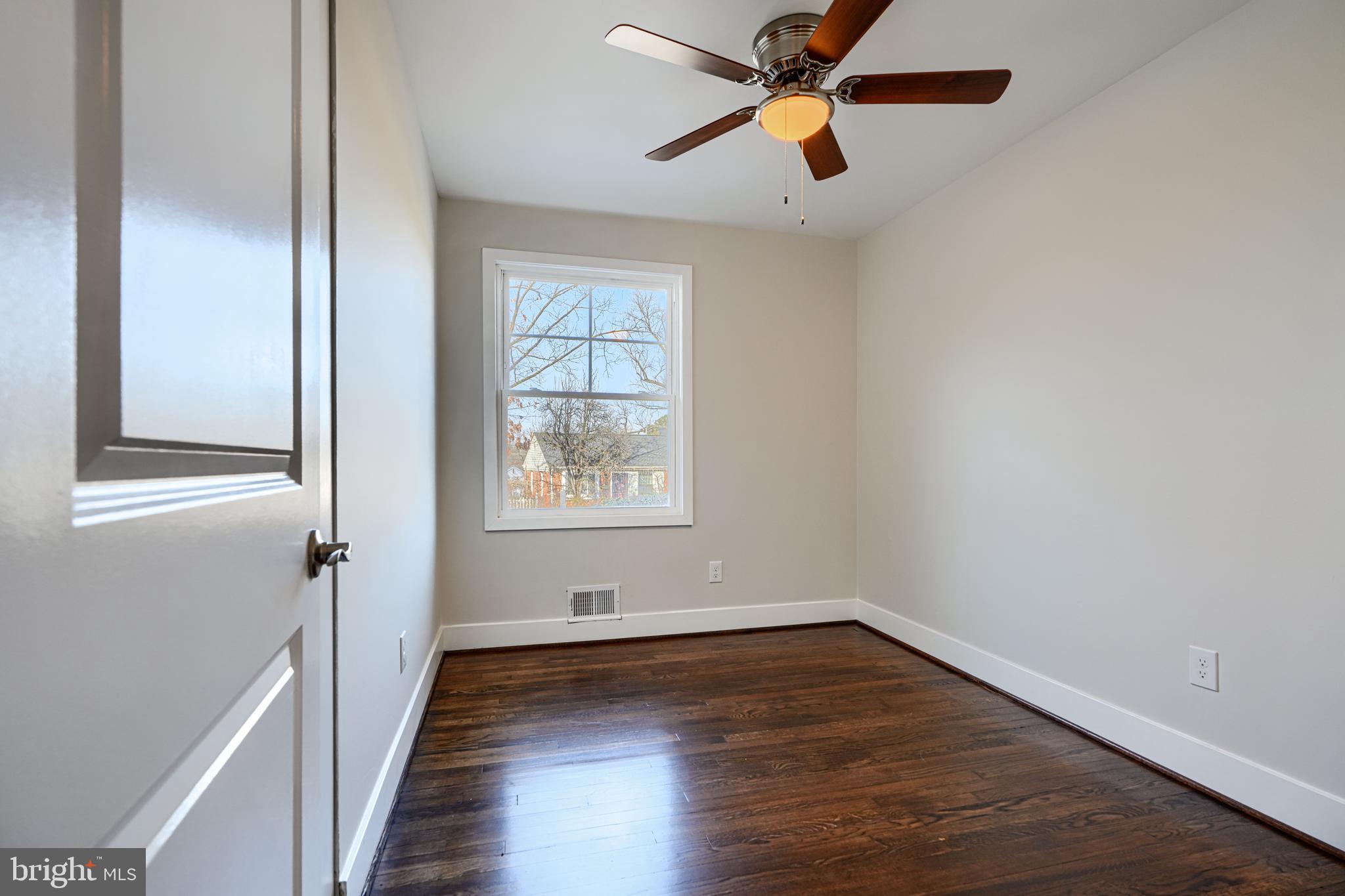 1005 DONINGTON CIRCLE