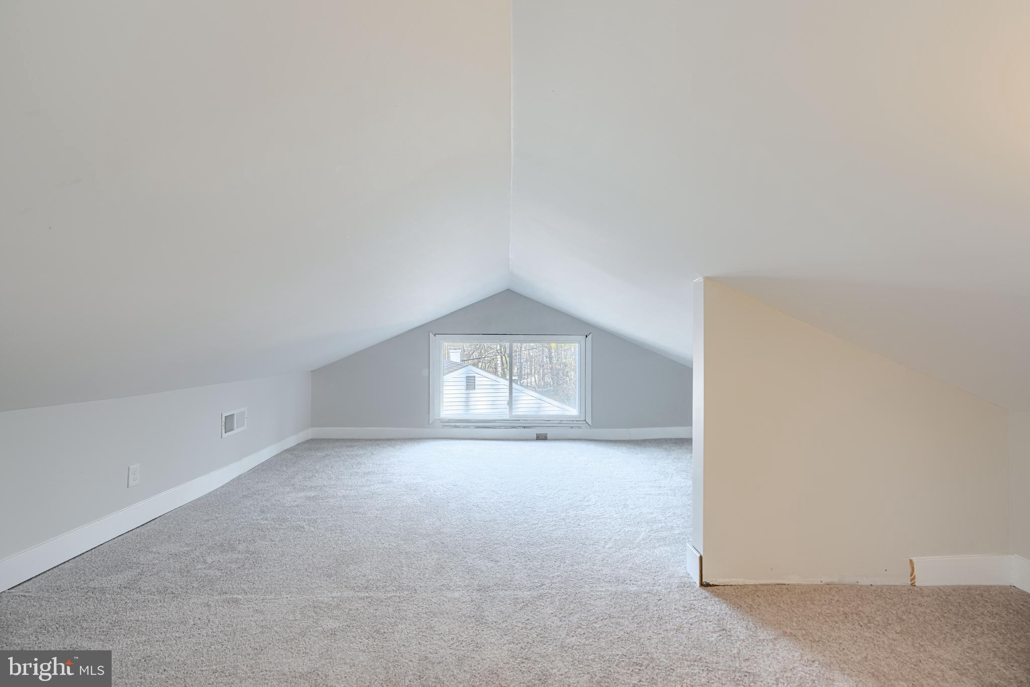 1005 DONINGTON CIRCLE