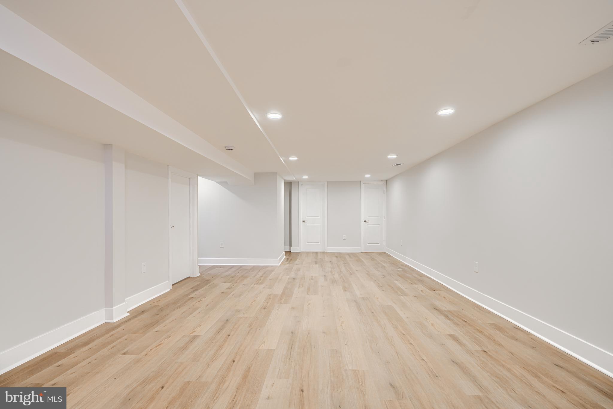 1005 DONINGTON CIRCLE