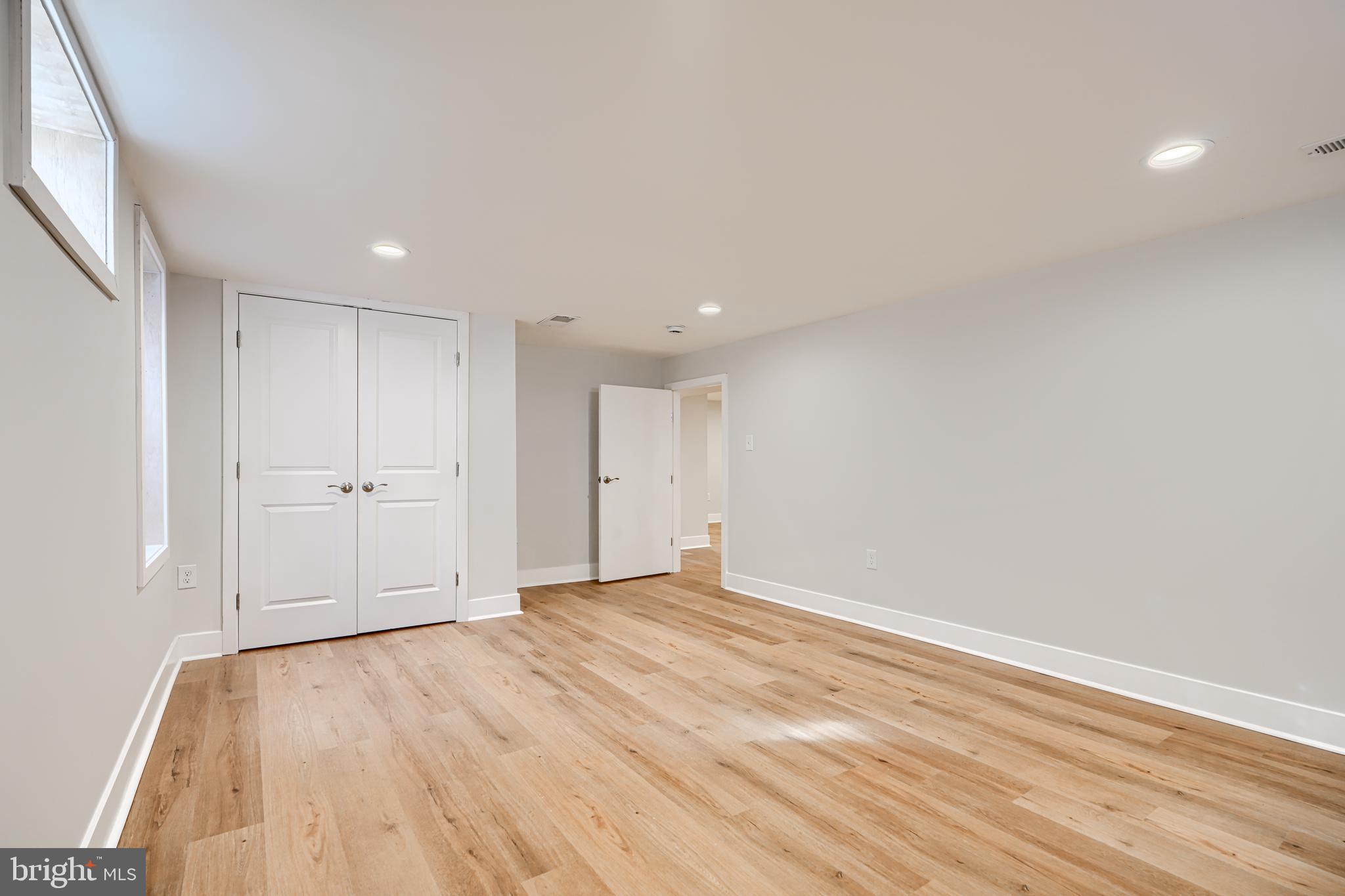 1005 DONINGTON CIRCLE