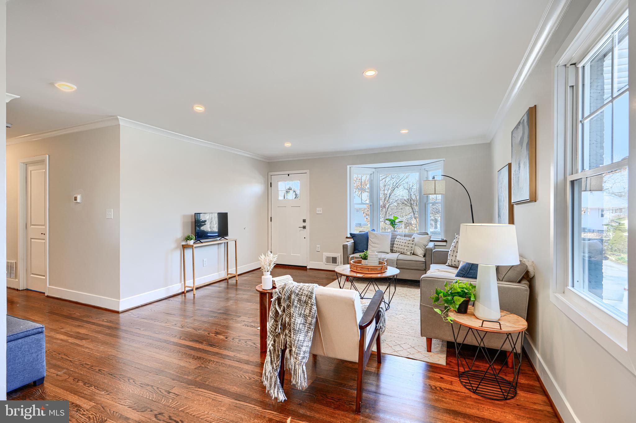 1005 DONINGTON CIRCLE