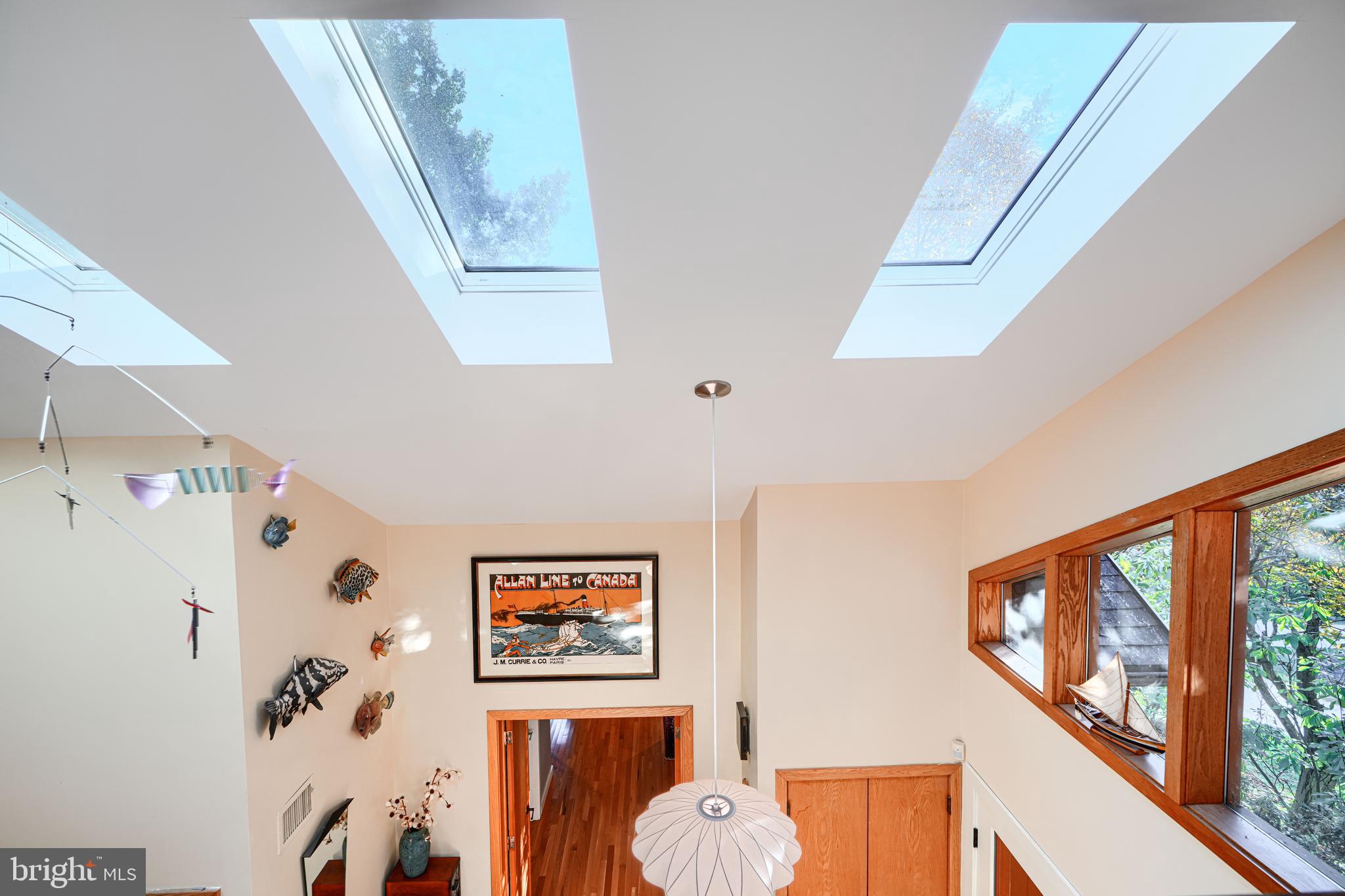 613 W CHESAPEAKE AVENUE