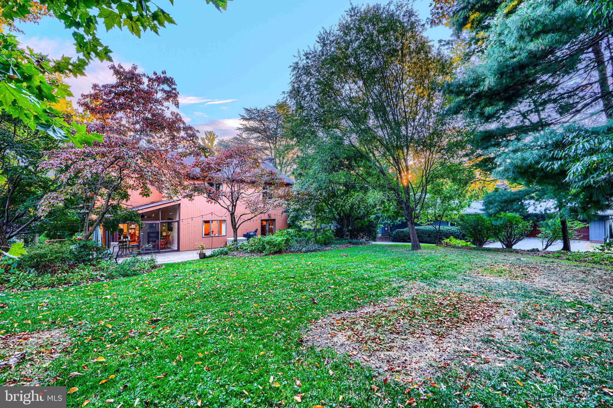 613 W CHESAPEAKE AVENUE