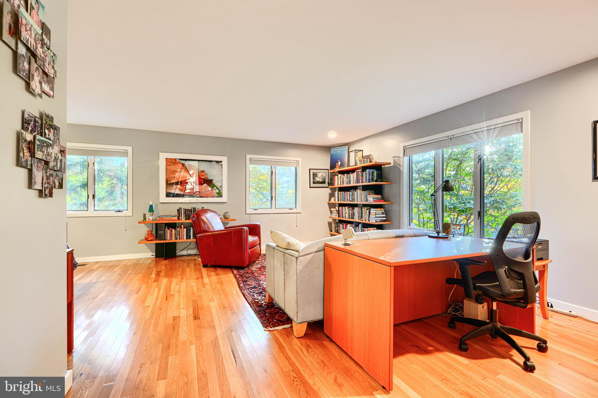 613 W CHESAPEAKE AVENUE