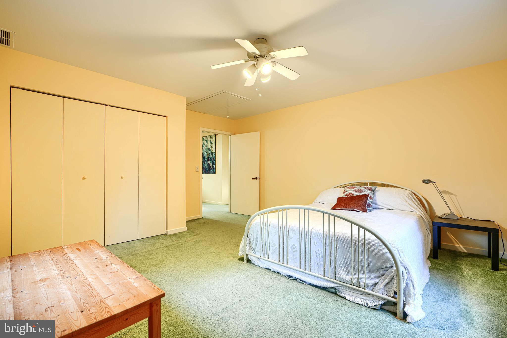 613 W CHESAPEAKE AVENUE