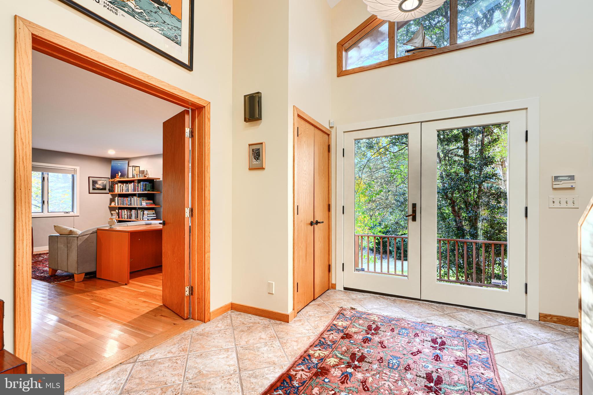 613 W CHESAPEAKE AVENUE