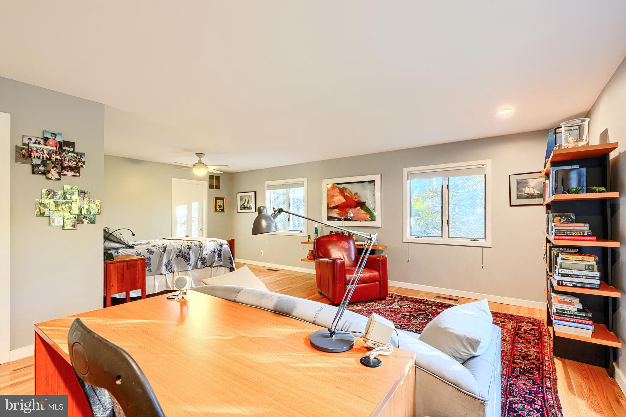 613 W CHESAPEAKE AVENUE