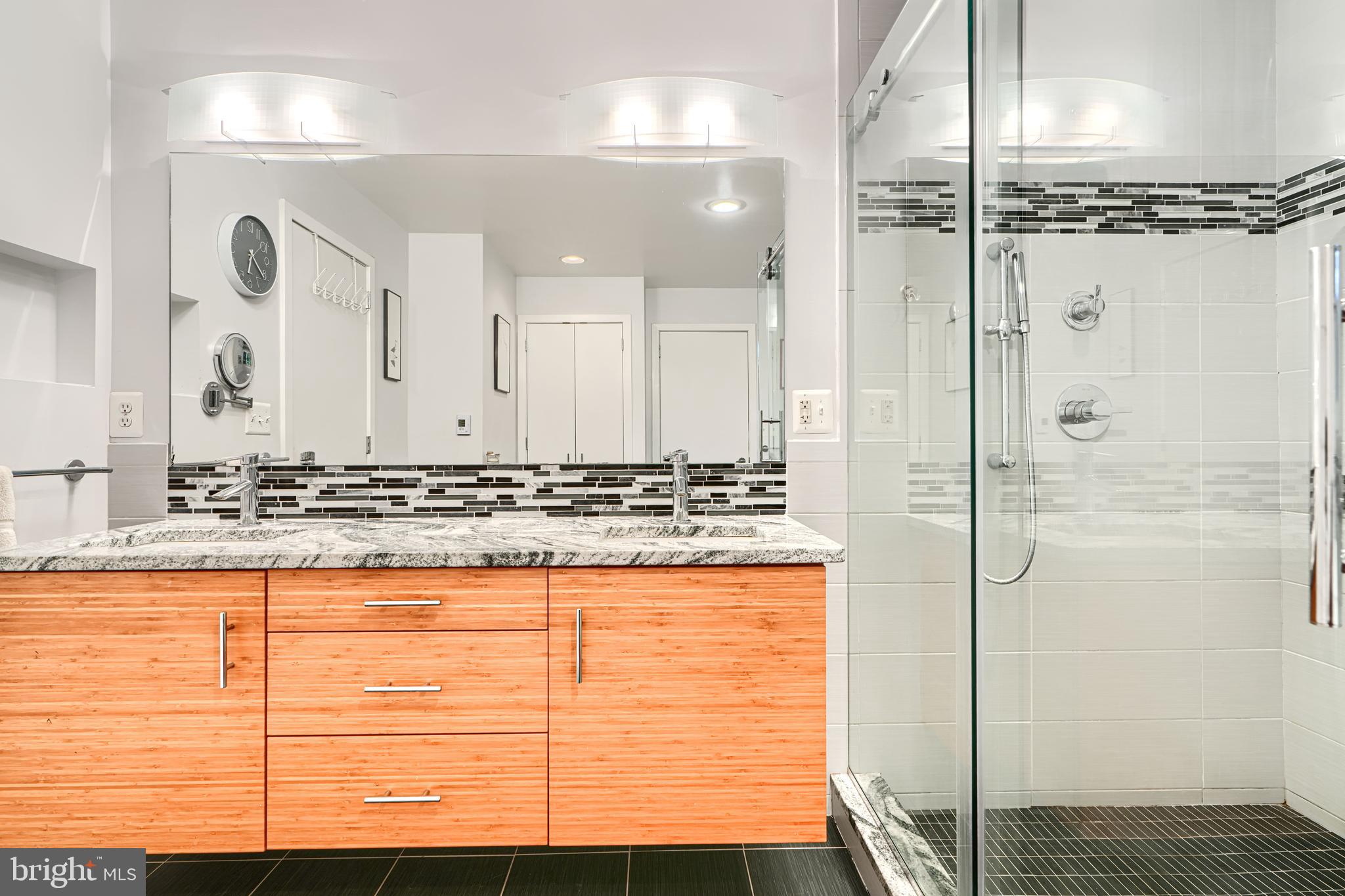 613 W CHESAPEAKE AVENUE