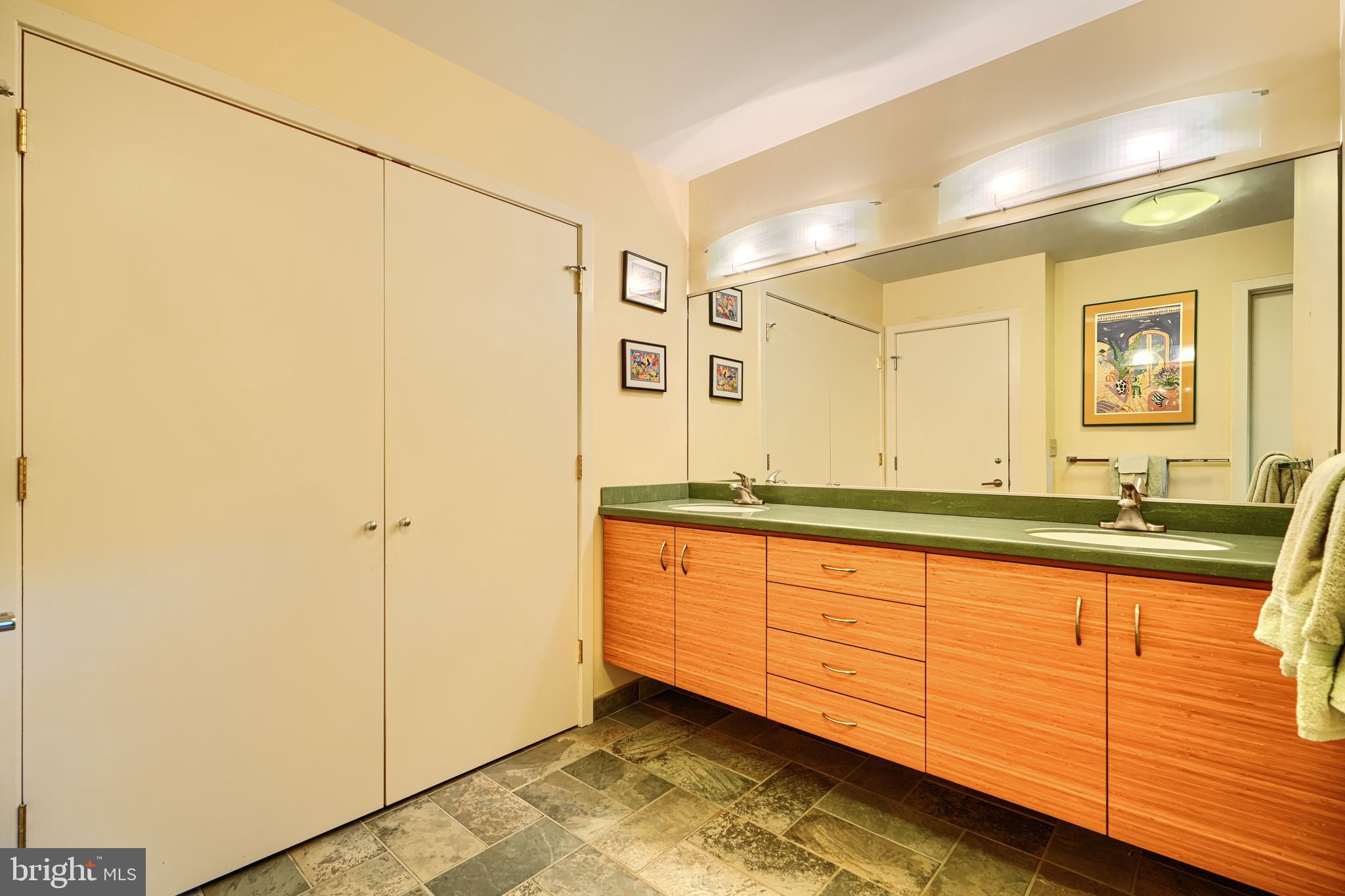 613 W CHESAPEAKE AVENUE