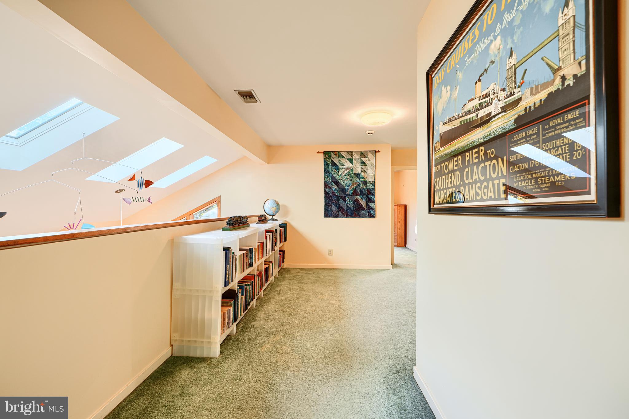 613 W CHESAPEAKE AVENUE