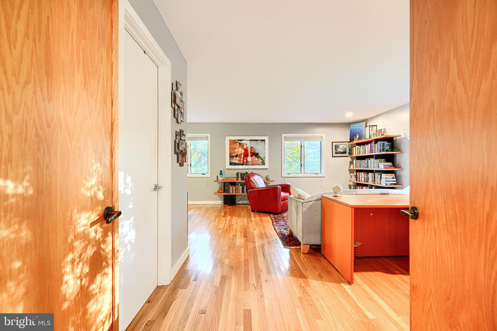 613 W CHESAPEAKE AVENUE